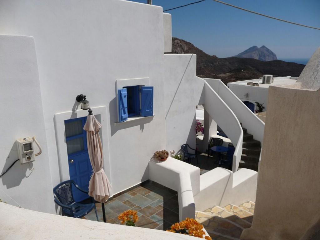 Floras Rooms And Studios Anafi Exterior foto